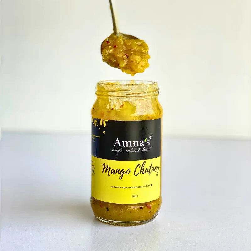 sweet and spicy mango chutney sauce